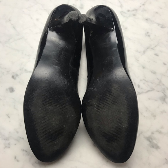 Kelly & Katie Black Round Toe Patent Leather Heels - Picture 8 of 8